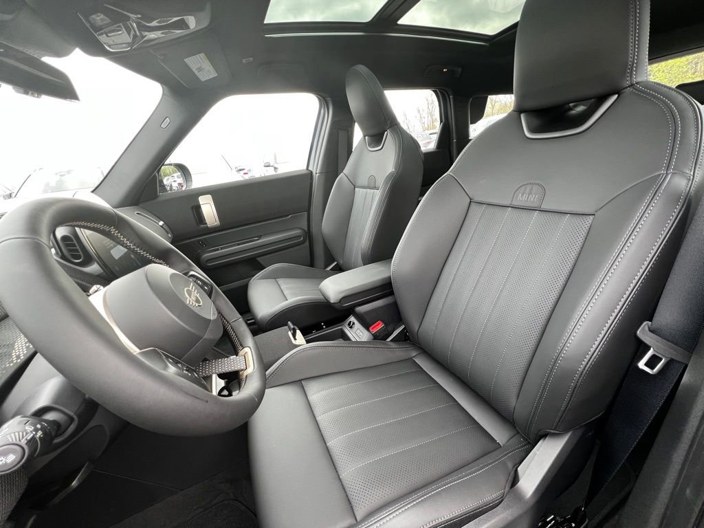 New 2026 MINI Cooper Countryman SE image 11