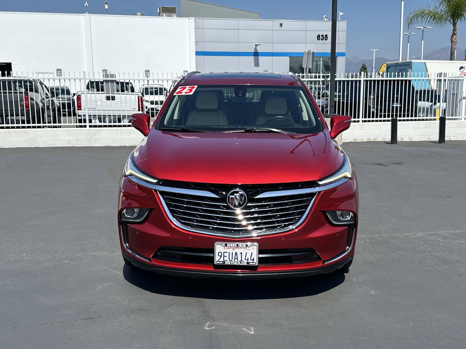 Used 2023 Buick Enclave Premium w/ Experience Buick Package FWD image 2