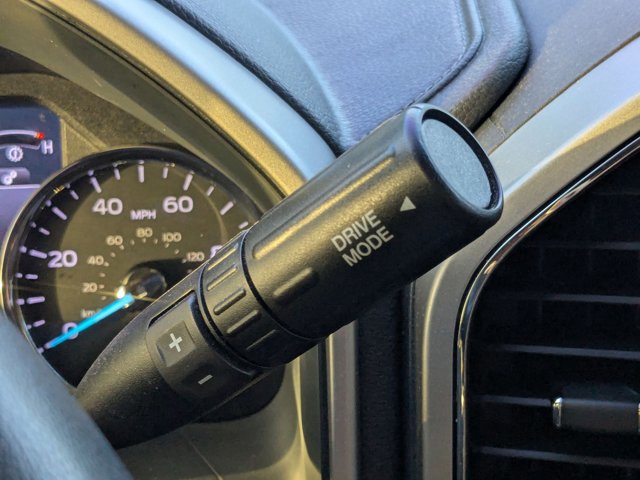 Used 2022 Ford F350 Lariat w/ Lariat Value Package image 7