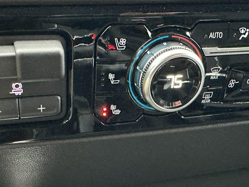 Used 2024 GMC Sierra 1500 SLT w/ SLT Premium Plus Package image 23