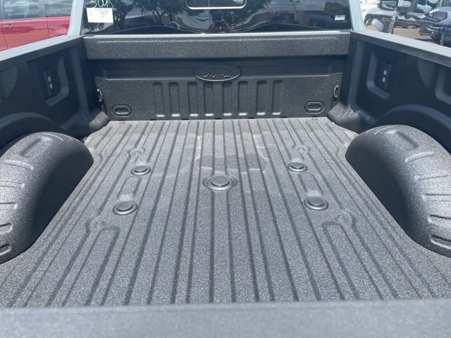 New 2025 Ford F250 Lariat w/ Black Appearance Package image 12