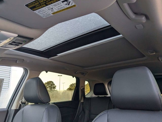 New 2025 Nissan Rogue Platinum w/ Platinum Premium Package image 24