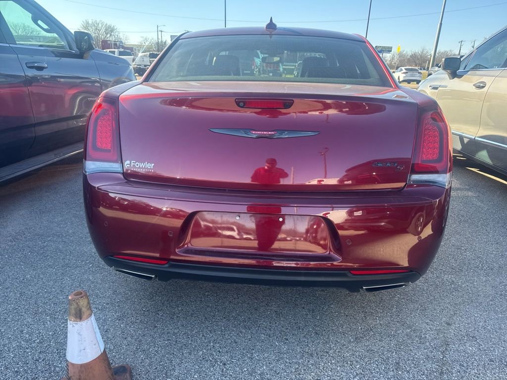 Used 2023 Chrysler 300 S image 5