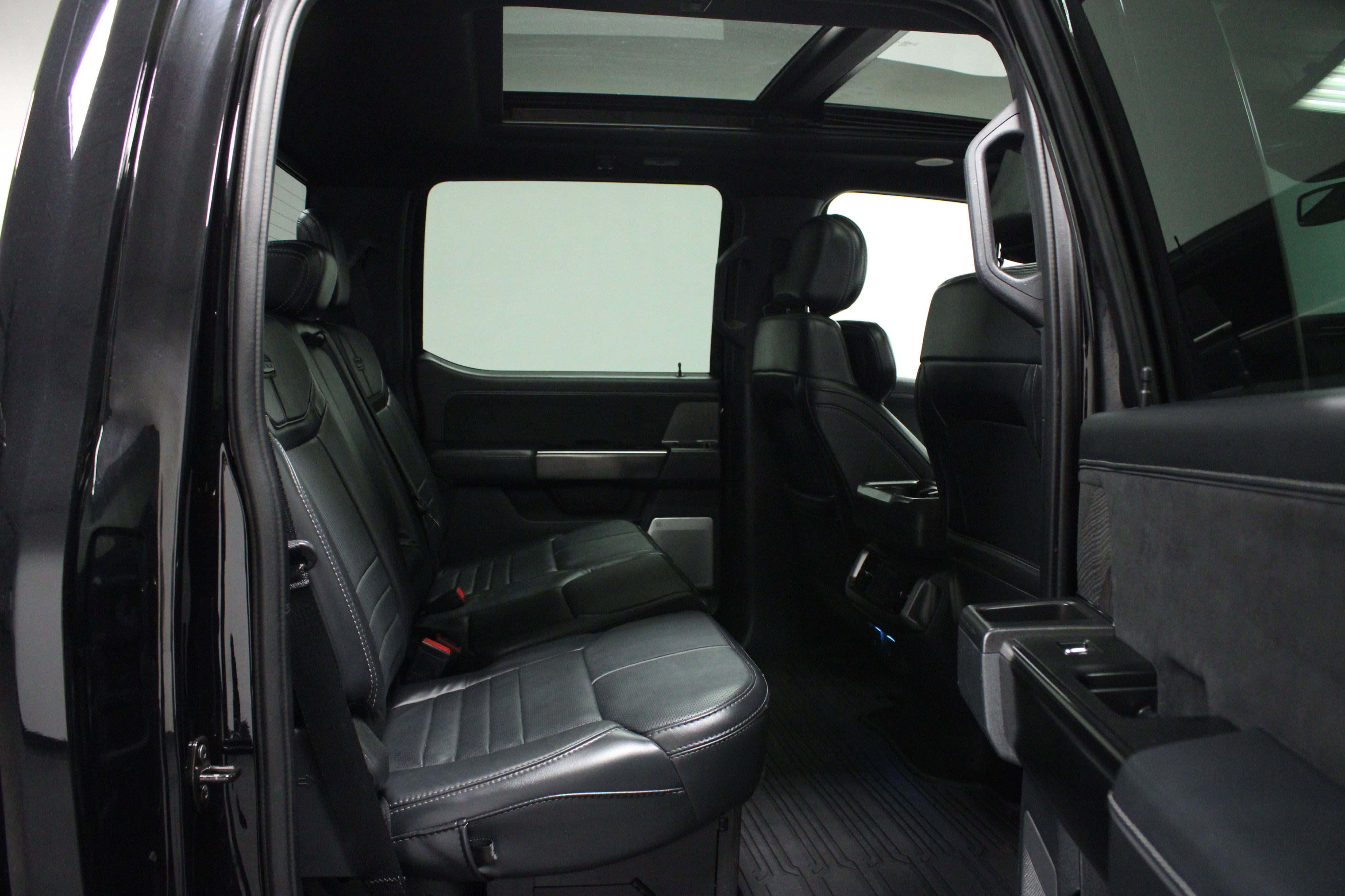 Used 2022 Ford F150 Platinum w/ Equipment Group 701A High AWD/4WD image 15
