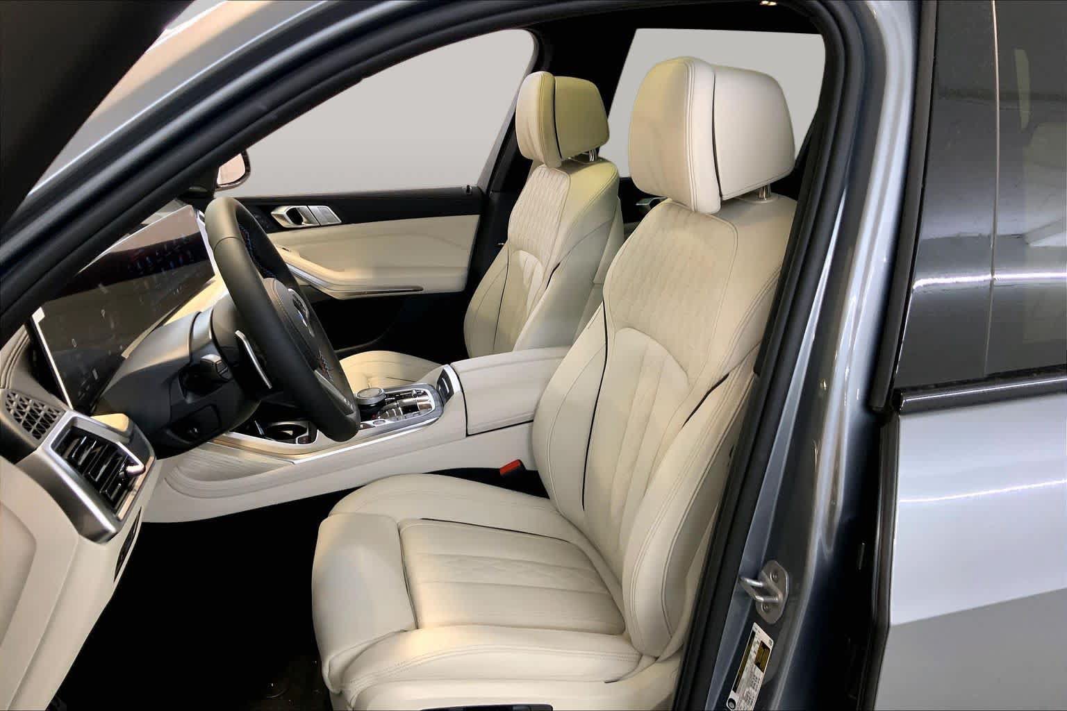New 2027 BMW X7 M60i w/ Executive Package AWD/4WD image 9