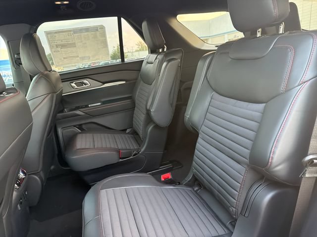 New 2026 Ford Explorer ST-Line w/ ST-Line Street Pack AWD/4WD image 26