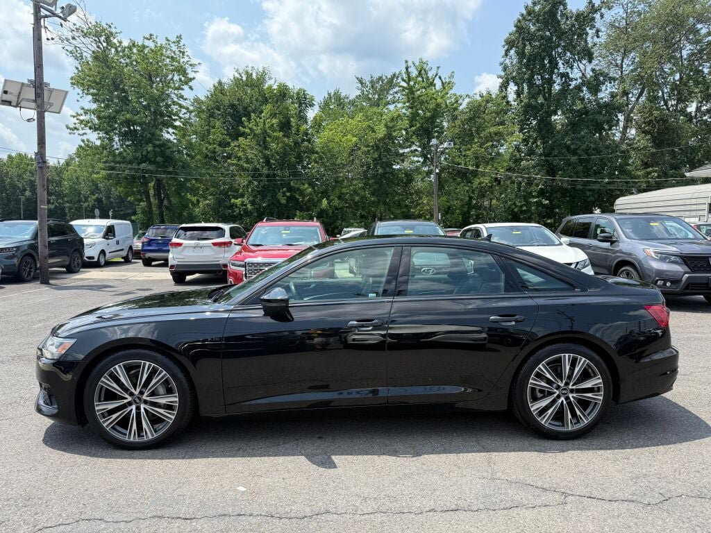 Used 2022 Audi A6 2.0T Premium w/ Black Optic Sport Package AWD/4WD image 4