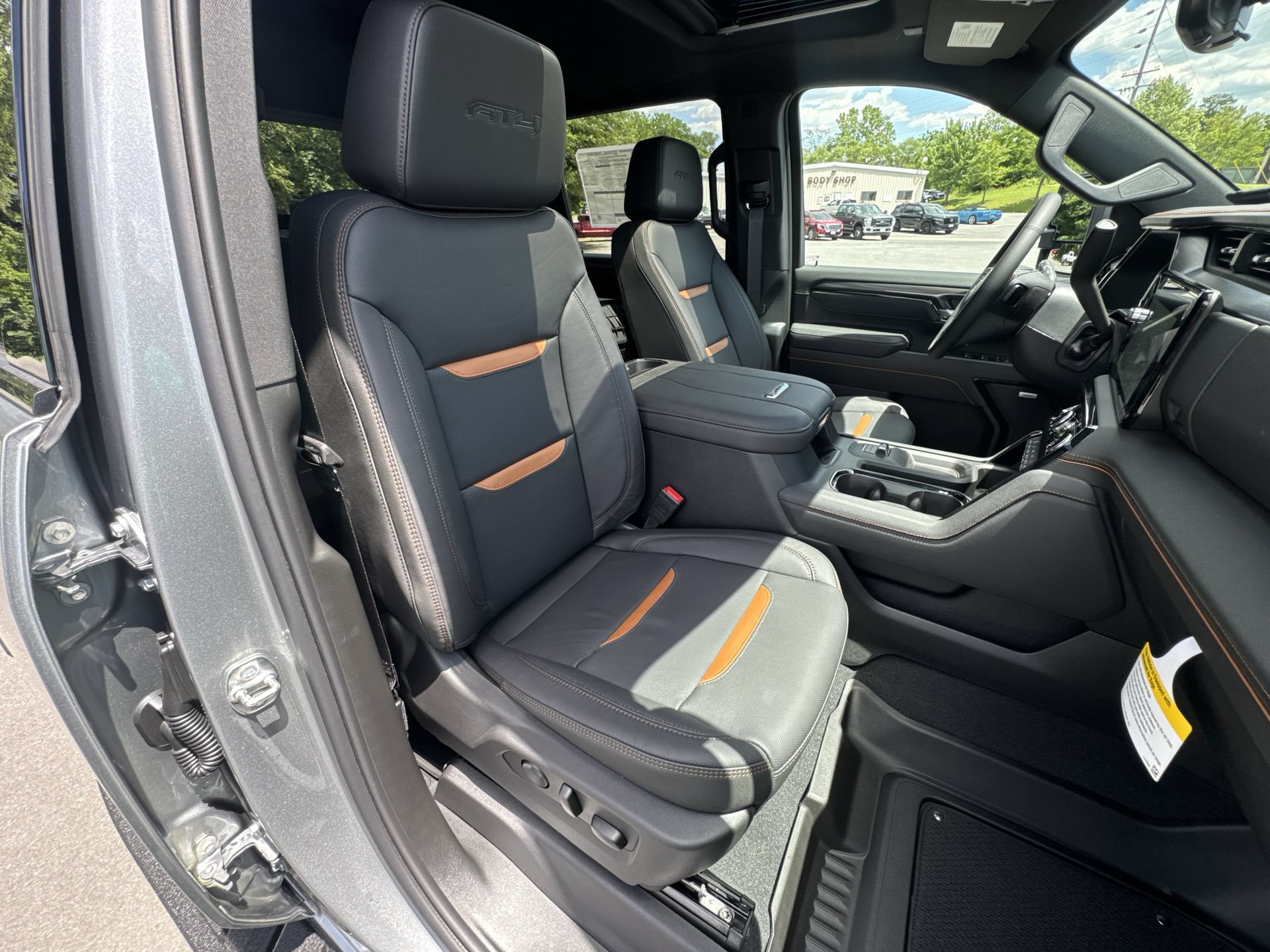 New 2026 GMC Sierra 3500 AT4 w/ AT4 Premium Plus Package AWD/4WD image 26