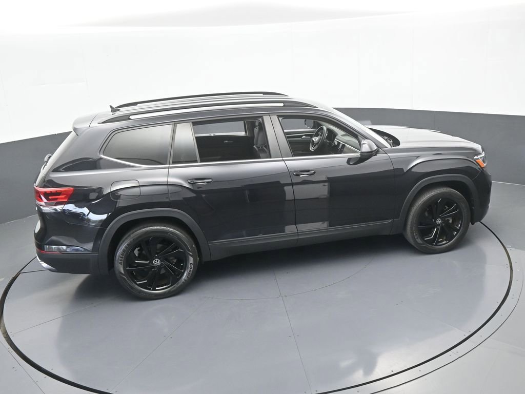 Used 2022 Volkswagen Atlas SE w/ Black Wheel Package image 54