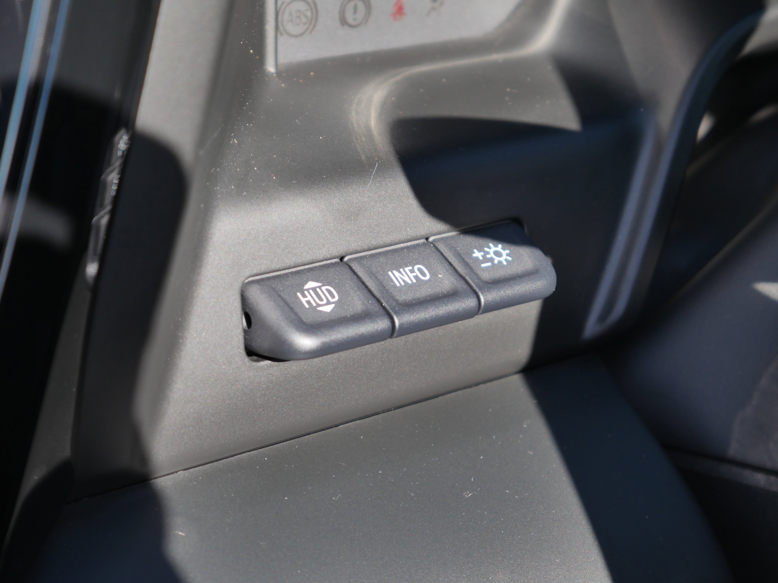 Used 2022 GMC Sierra 1500 AT4X image 7