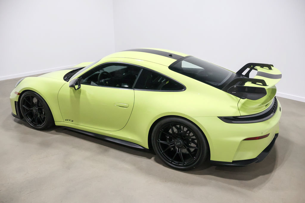 Used 2026 Porsche 911 GT3 w/ Weissach Package RWD image 16