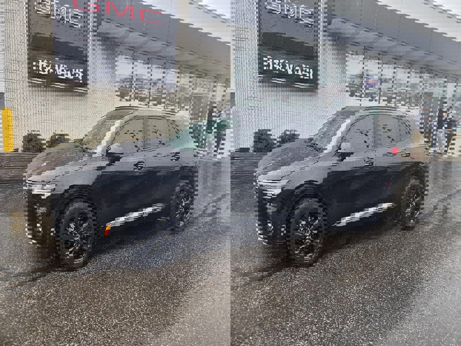 Certified 2023 Buick Envision Essence w/ Sport Touring Package image 4