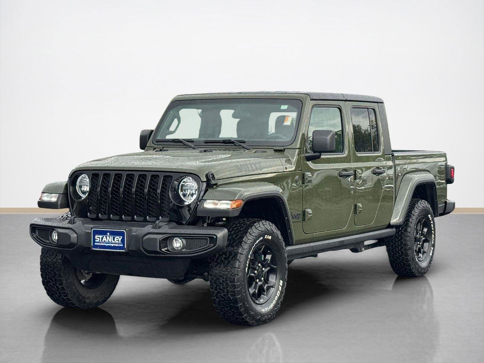 Used 2023 Jeep Gladiator Willys image 3