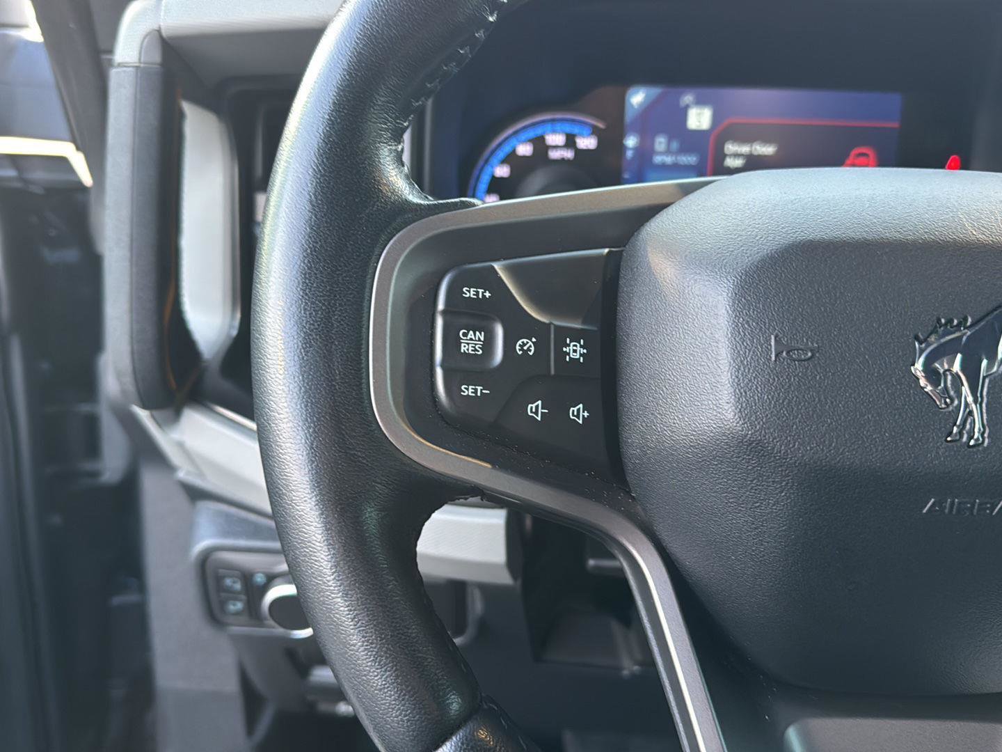 Used 2021 Ford Bronco Badlands image 18