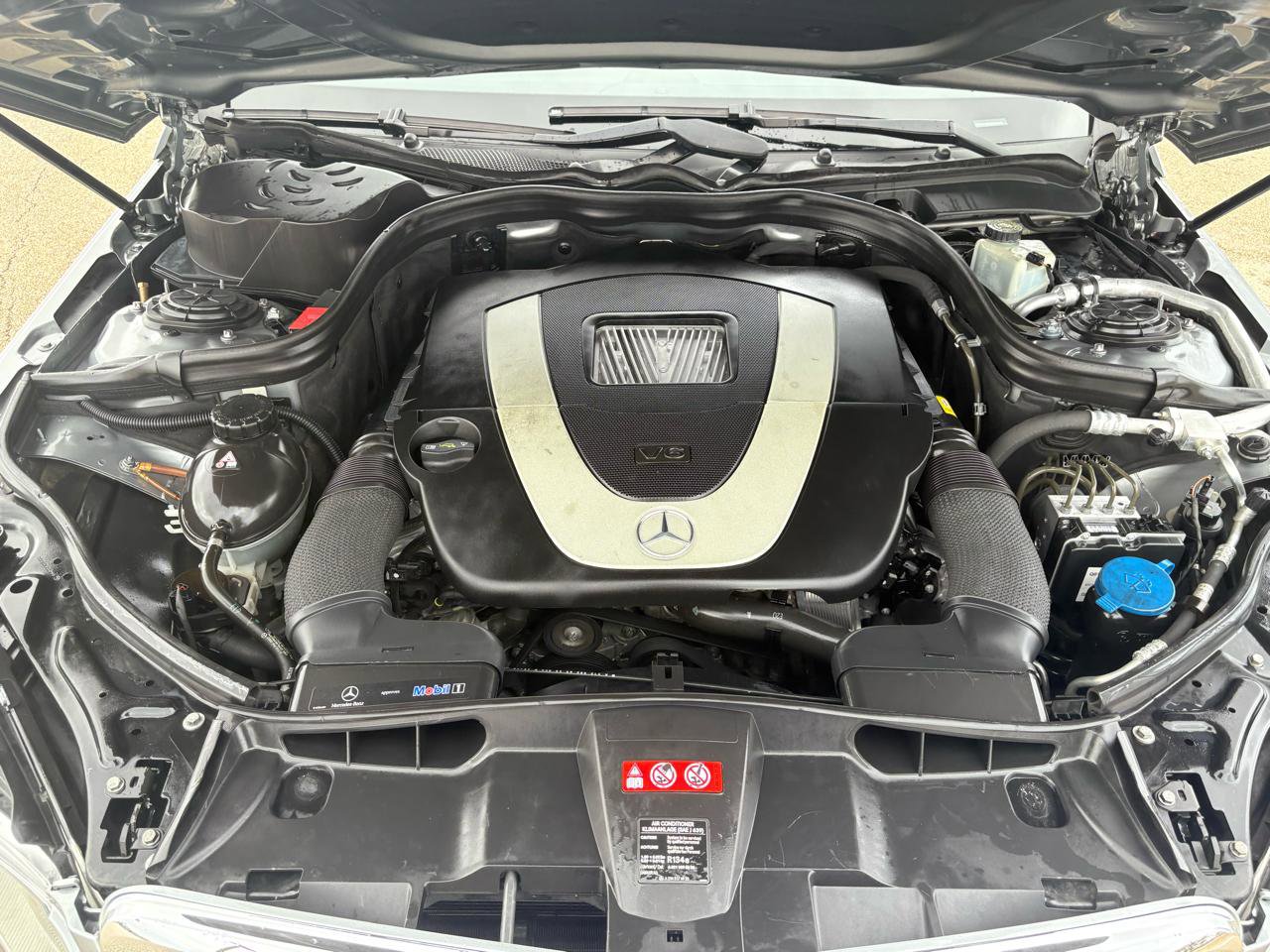 Used 2011 Mercedes-Benz E 350 Sedan image 54