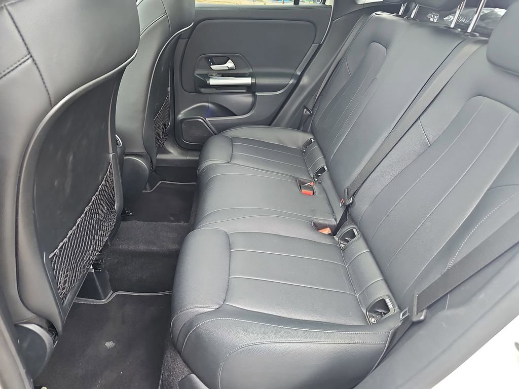 Used 2023 Mercedes-Benz GLA 250 w/ Premium Package image 15
