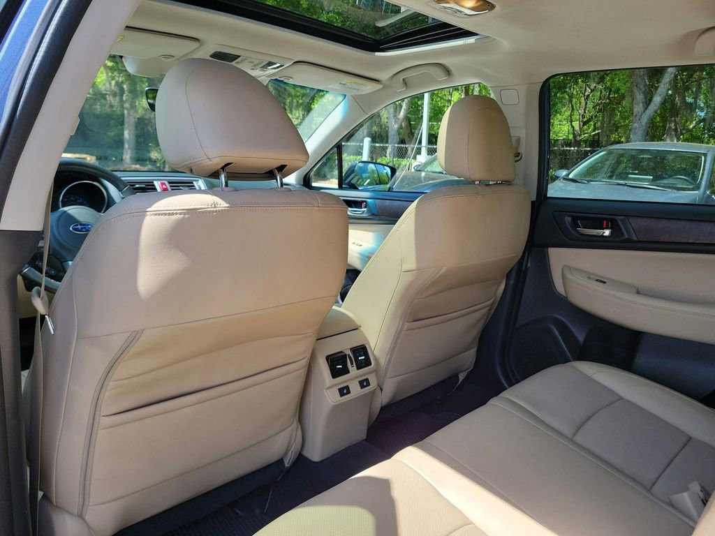 Used 2017 Subaru Outback 2.5i Limited image 9