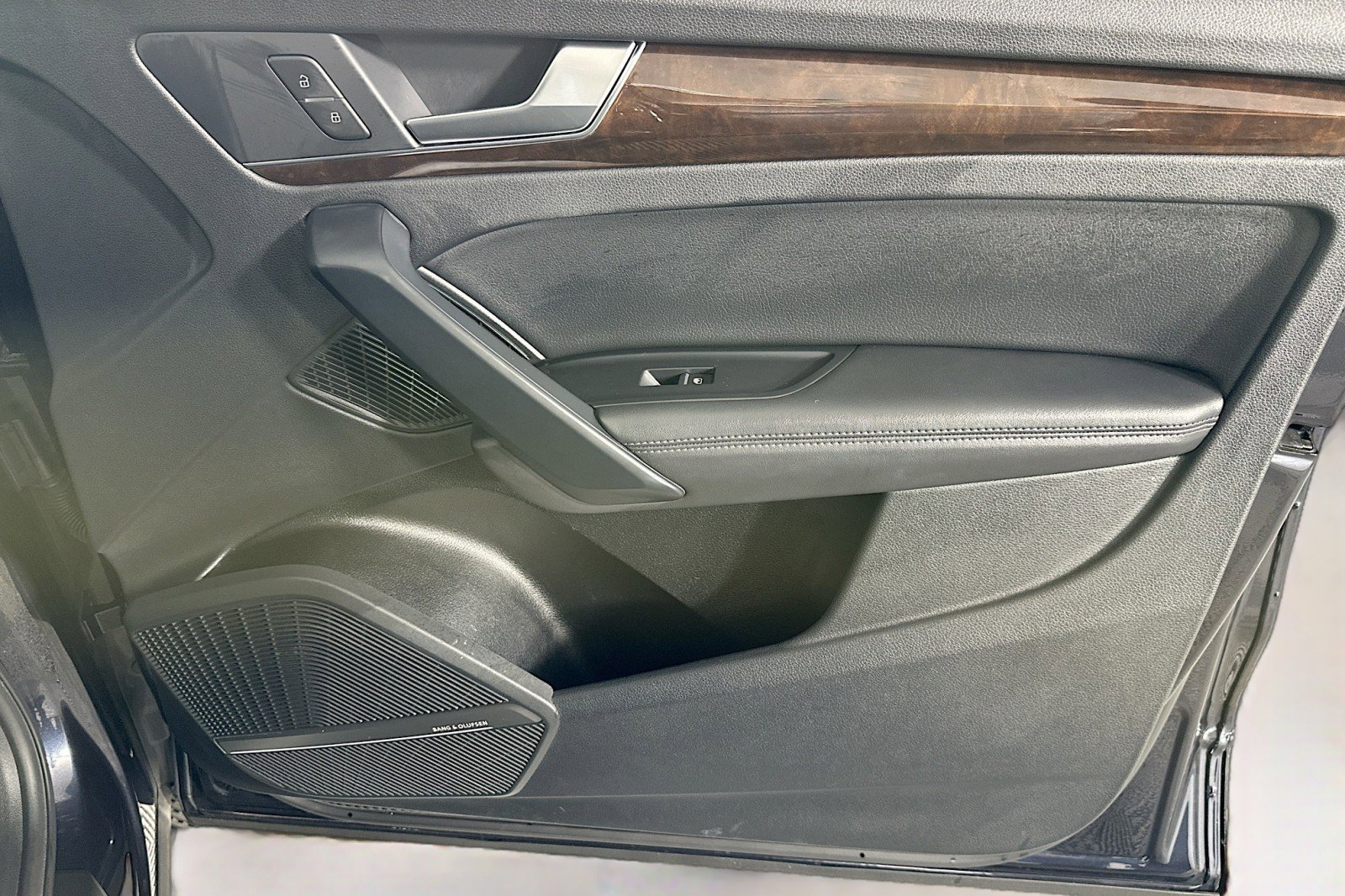 Used 2019 Audi Q5 2.0T Premium Plus w/ Premium Plus Package image 23