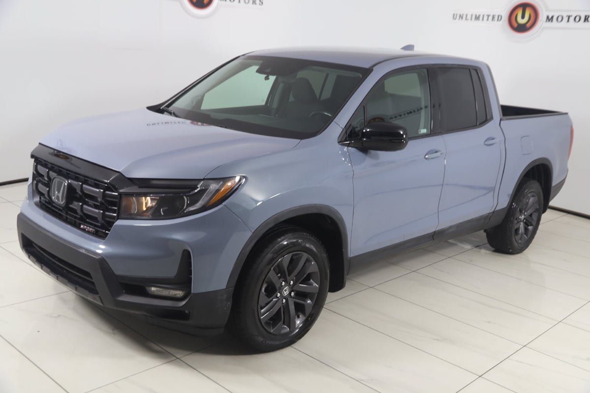 Used 2025 Honda Ridgeline Sport image 18