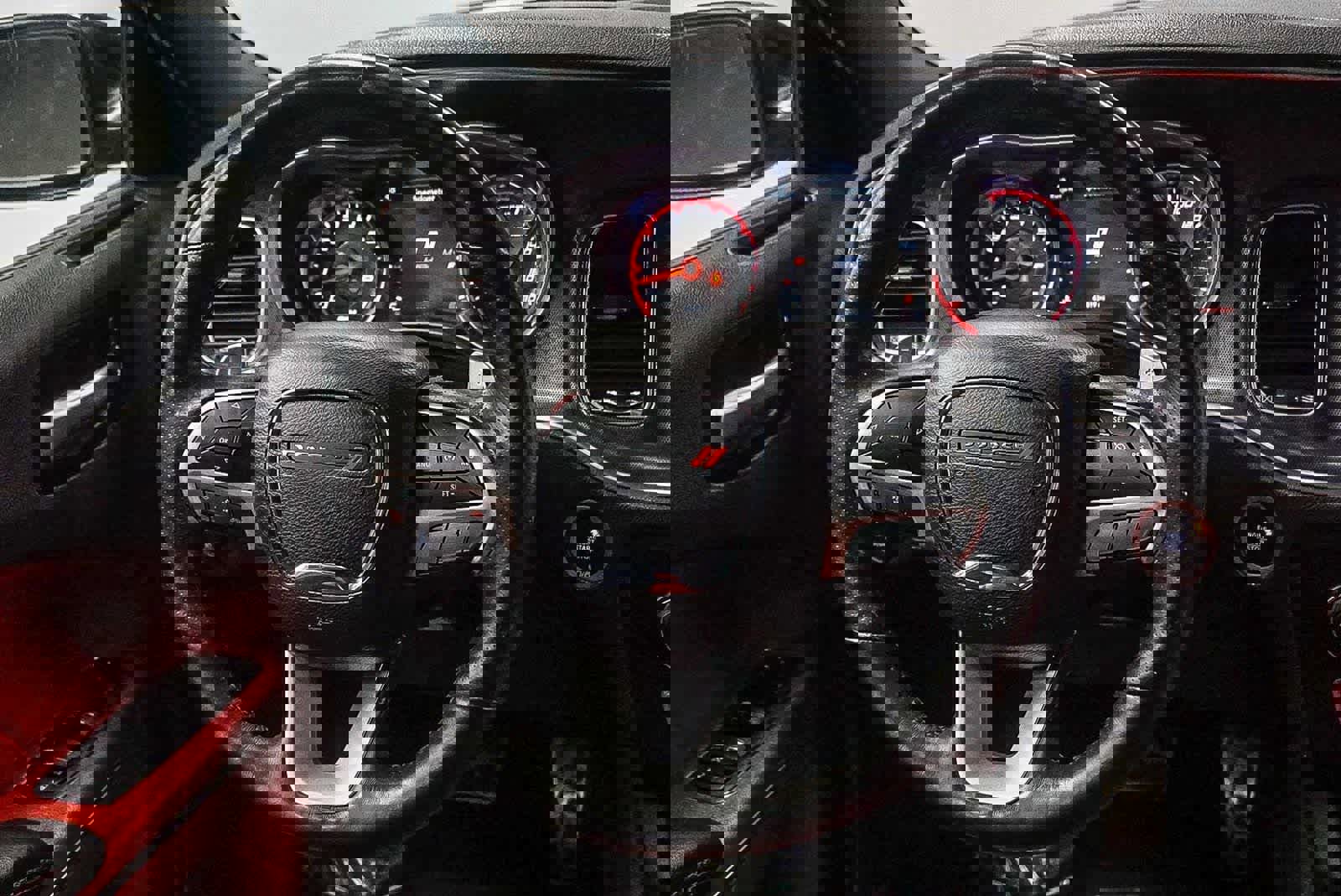 Used 2018 Dodge Charger R/T Scat Pack image 14