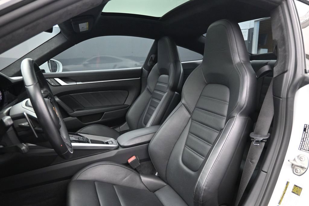 Certified 2021 Porsche 911 Turbo S AWD/4WD image 5