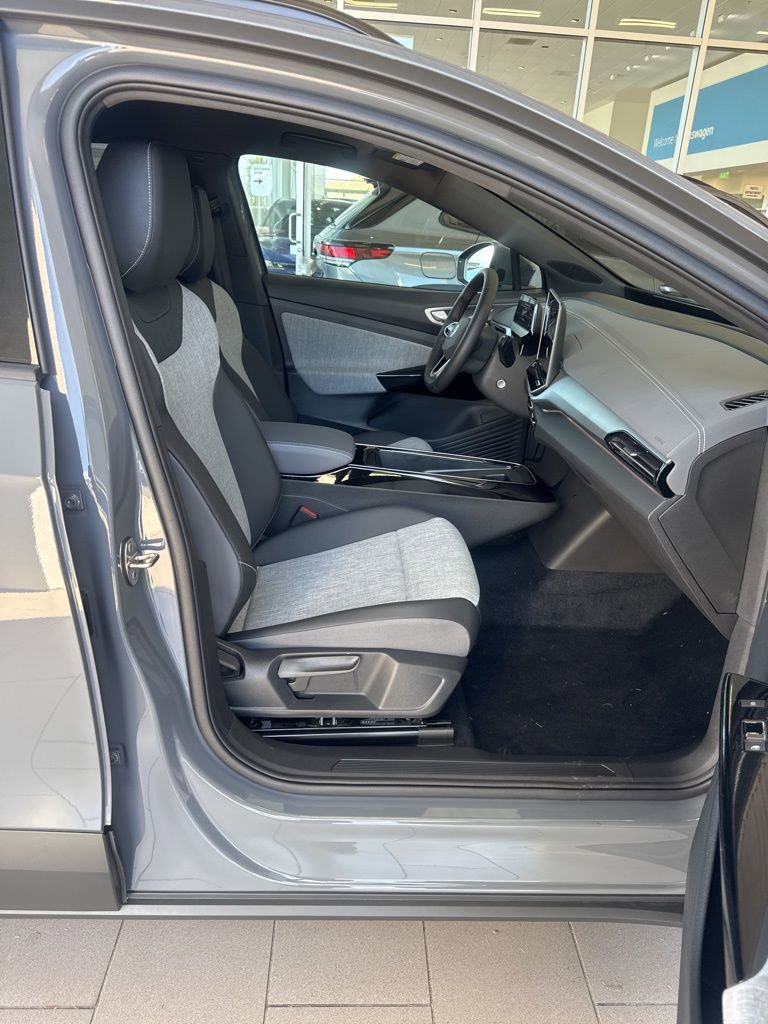 New 2026 Volkswagen ID.4 Pro RWD image 7