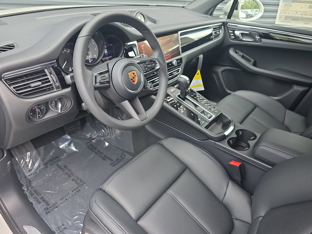 New 2026 Porsche Macan S AWD/4WD image 4