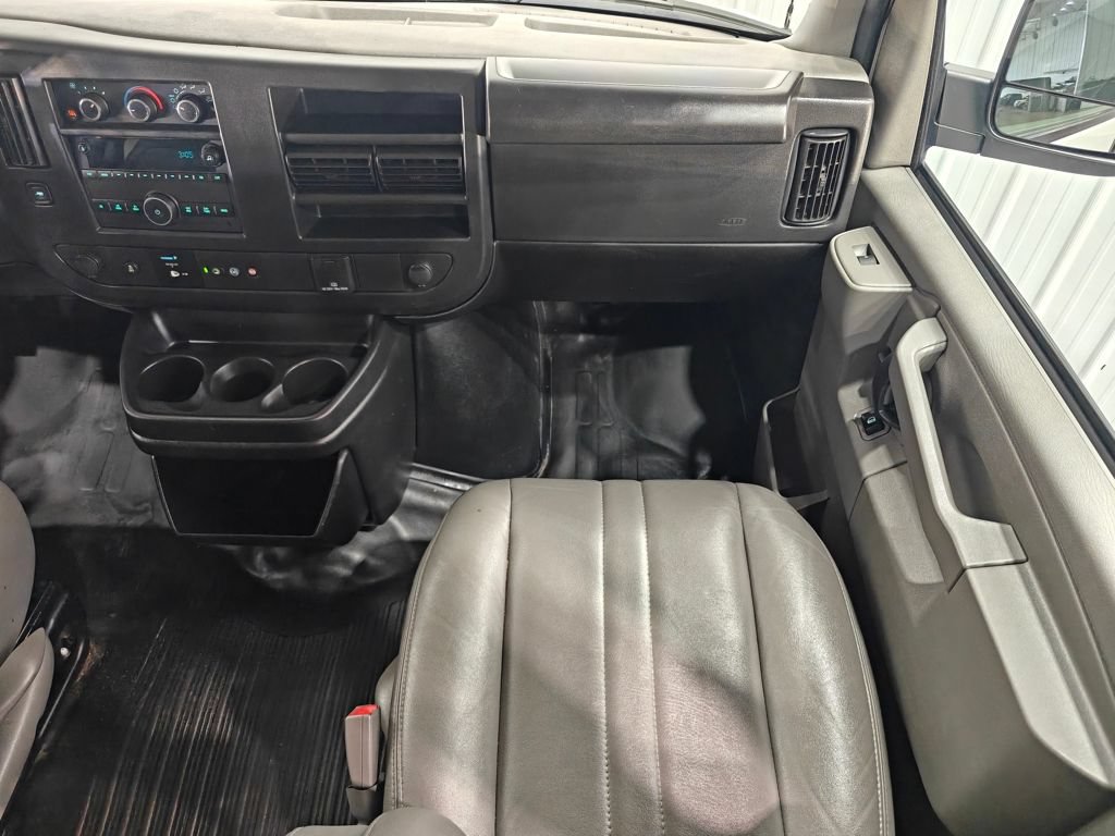 Used 2023 GMC Savana 2500 LS w/ Driver Convenience Package RWD image 28