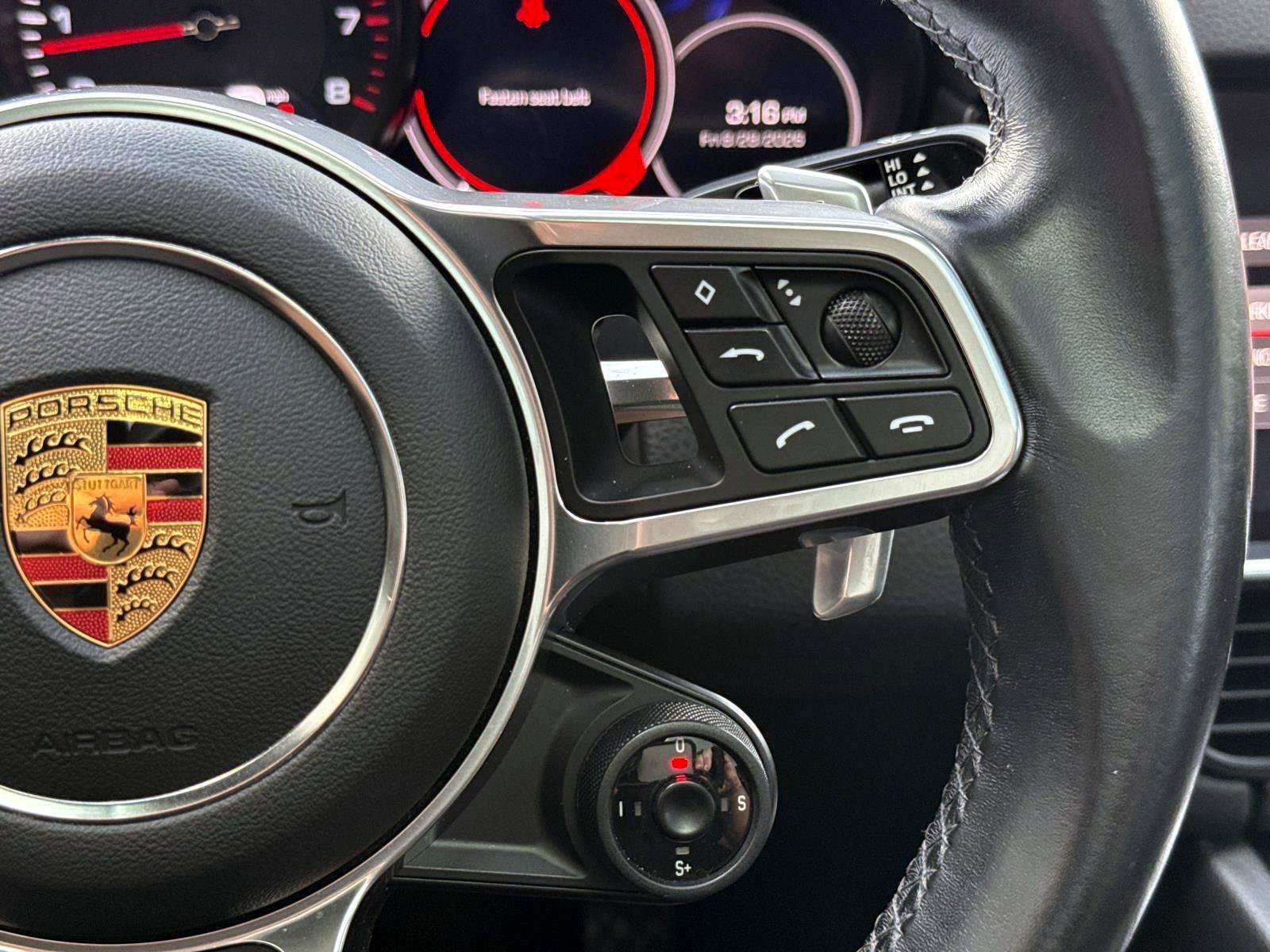 Used 2021 Porsche Cayenne Coupe w/ Premium Package AWD/4WD image 33