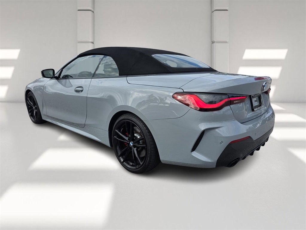 Used 2024 BMW 430i Convertible w/ M Sport Package image 7