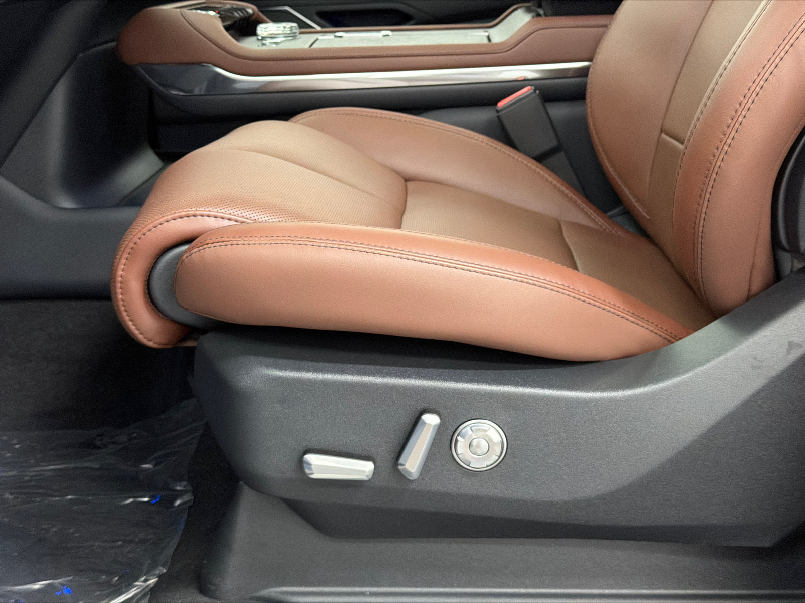 New 2027 Lincoln Navigator Reserve AWD/4WD image 19