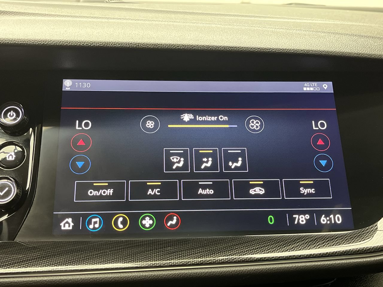 Certified 2021 Buick Envision Essence w/ Sport Touring Package AWD/4WD image 21