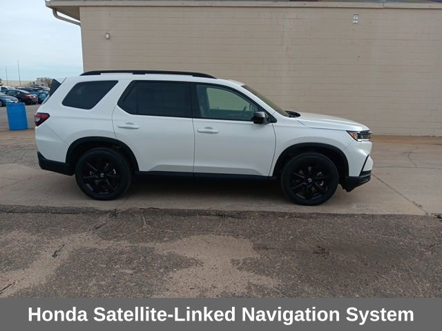 New 2025 Honda Pilot Black Edition image 3