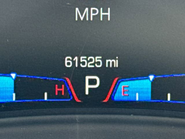 Used 2016 Chrysler 300 Limited w/ Driver Convenience Group image 16