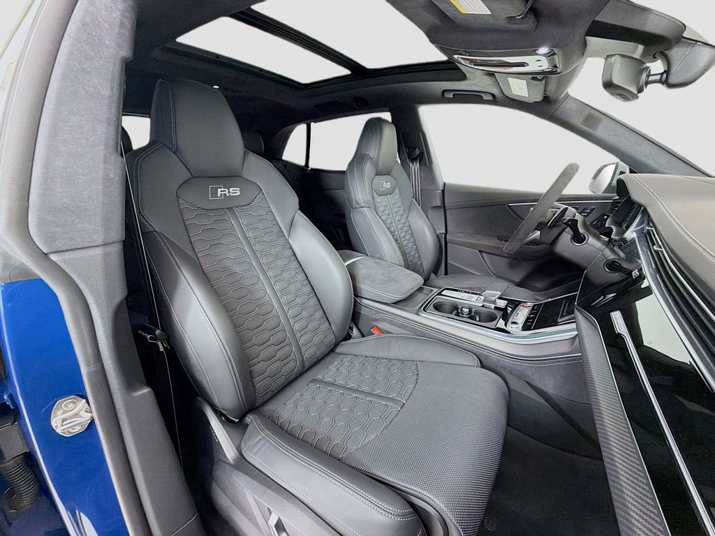 Used 2025 Audi RS Q8 performance image 31
