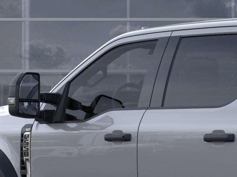 New 2025 Ford F550 4x4 Crew Cab w/ XLT Value Package image 20