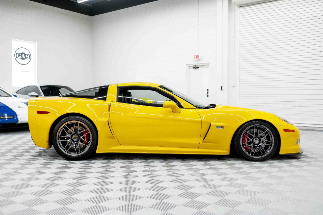 Used 2008 Chevrolet Corvette Z06 w/ Preferred Equipment Group RWD image 6