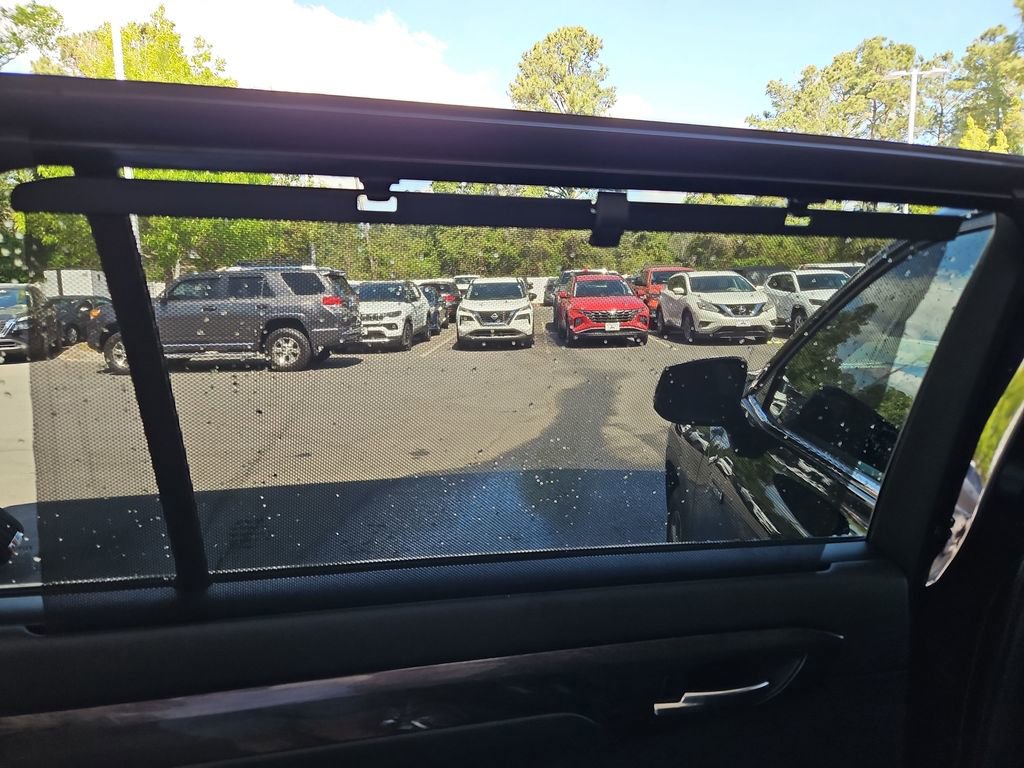 Used 2021 Toyota Highlander Limited AWD/4WD image 36