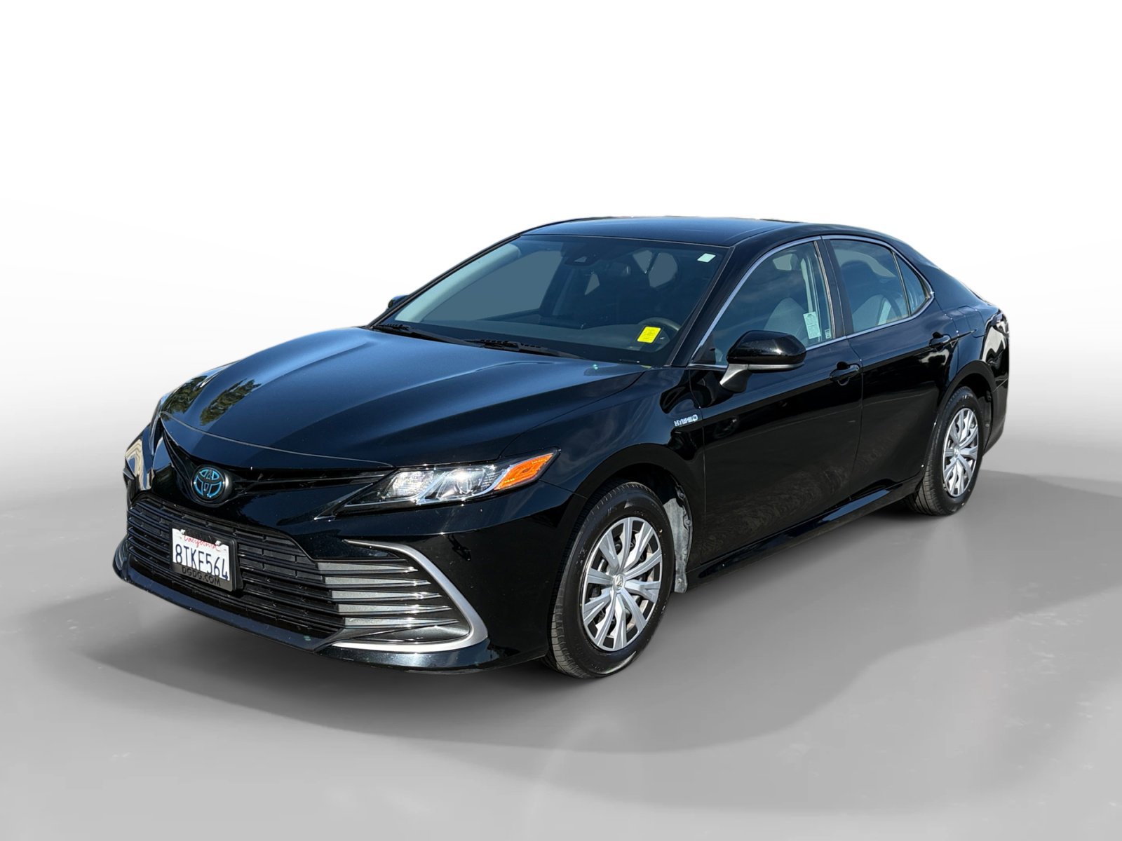 Used 2021 Toyota Camry LE FWD image 1