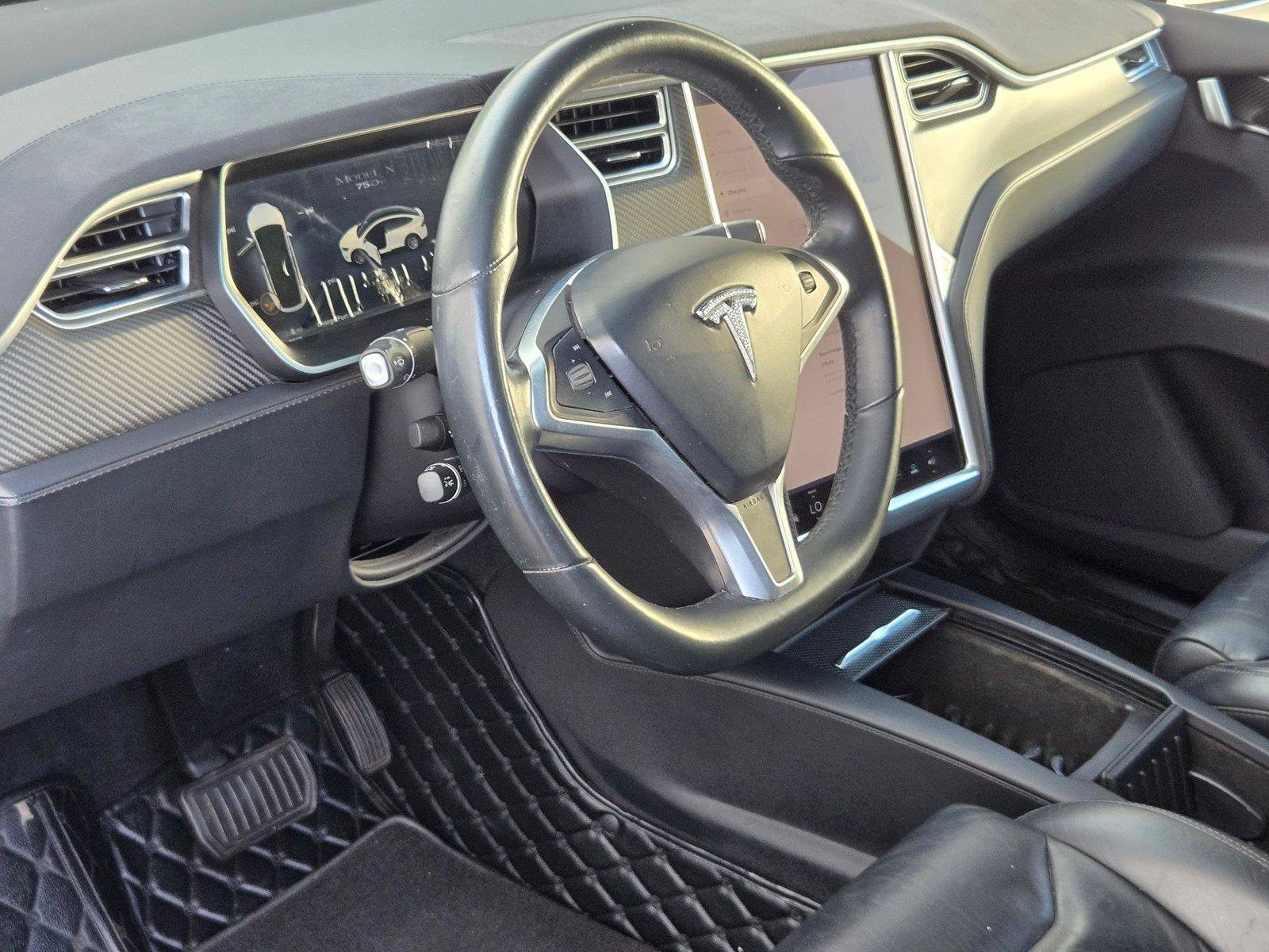 Used 2017 Tesla Model X 75D AWD/4WD image 4