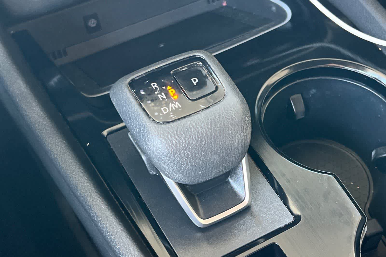 Used 2023 Nissan Rogue SV FWD image 27