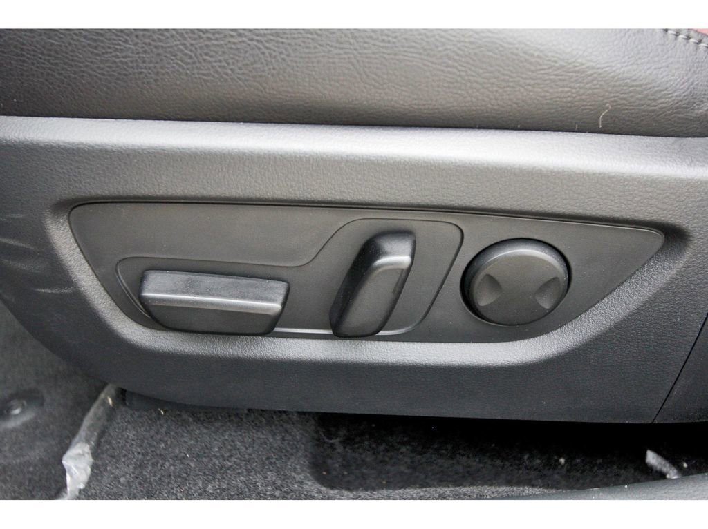 Used 2025 MAZDA CX-50 2.5 Hybrid w/ Premium Plus Pkg image 30