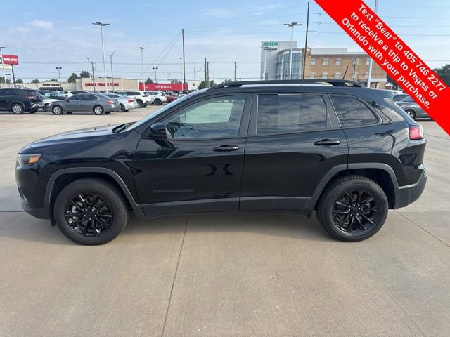 Used 2023 Jeep Cherokee Altitude Lux video 2