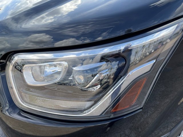 Used 2023 Ford Transit 350 XLT image 24