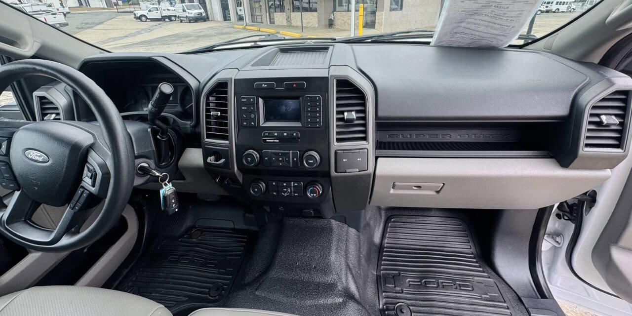 Used 2022 Ford F250 XL w/ Power Equipment Group RWD image 12