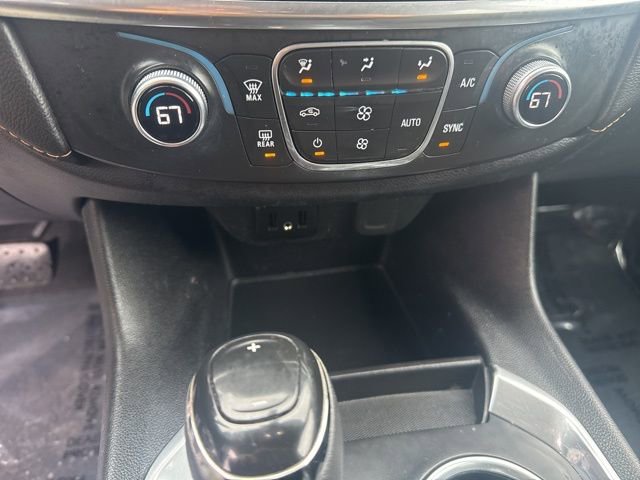 Used 2019 Chevrolet Traverse LS image 19