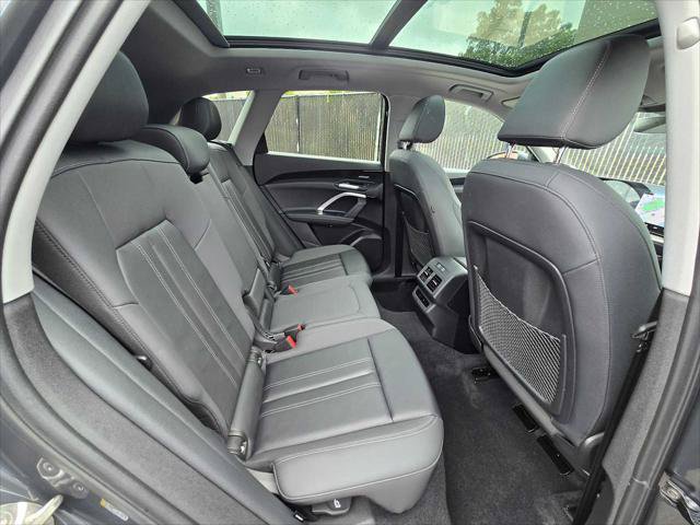 Certified 2025 Audi Q5 Premium w/ Premium Plus AWD/4WD image 12