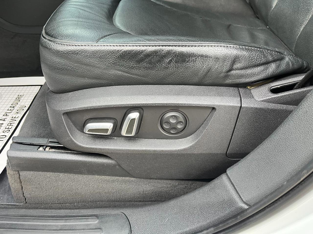 Used 2015 Audi Q7 TDI Prestige w/ Prestige Package image 28