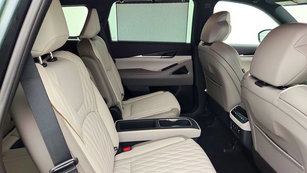Used 2026 INFINITI QX60 Autograph w/ Dark Cargo Package AWD/4WD image 26