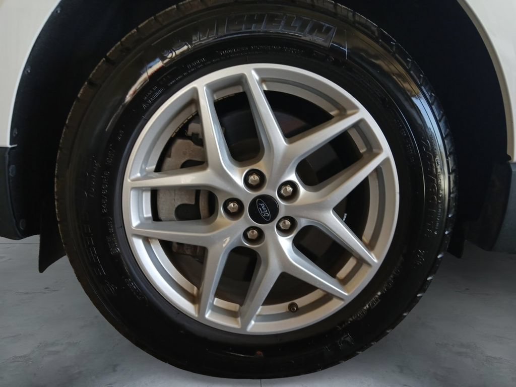 Used 2023 Ford Edge SEL AWD/4WD image 14